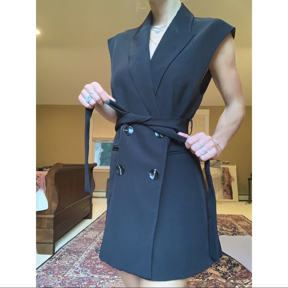 ADORABLE BLACK BLAZER DRESS BRAND NEW WITH TAGS